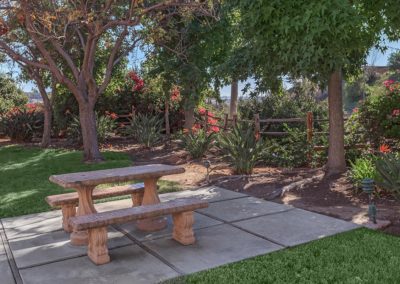 courtyard at brandywine with seating