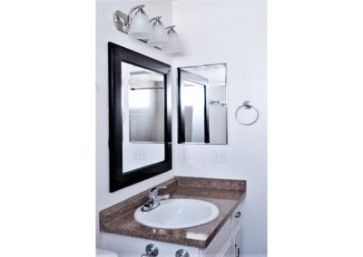 bathroom vanity at arizona towers