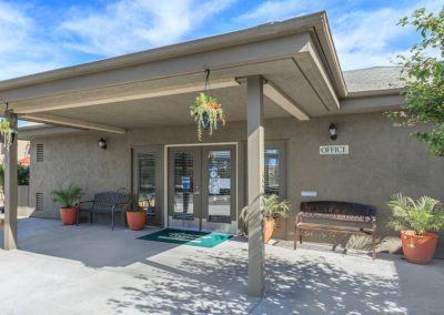 leasing office at the courtyards