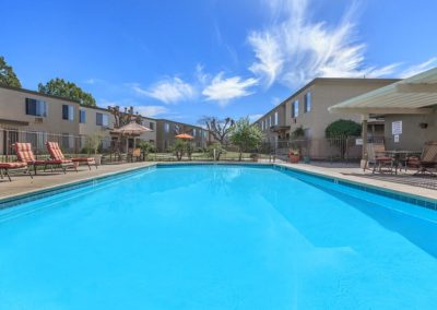 pool at the courtyards