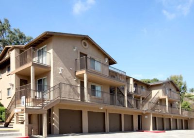 exterior of euclid oaks apartments with garages