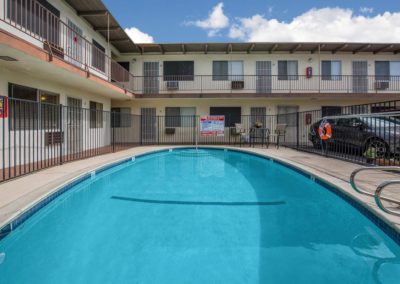 pool area at la mesa palms