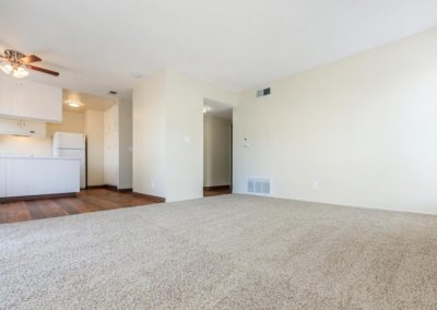 carpeted living area at la mesa spring gardens