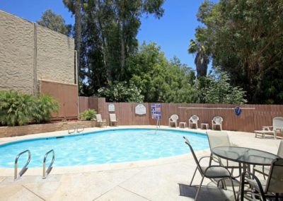 lemon gardens pool area