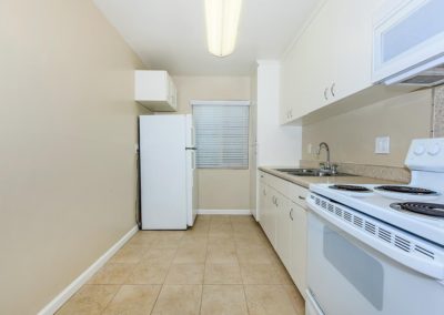 kitchen overview at fresno terrace apartments