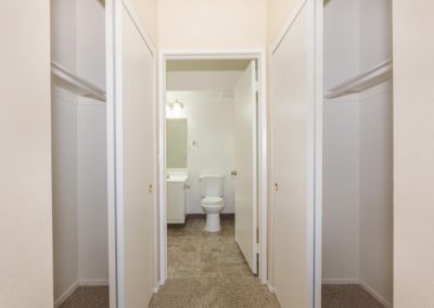 bathroom and closet at peppertree gardens apartments