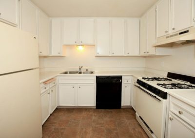 kitchen at ridgewood court