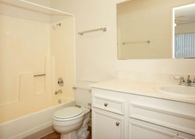 bathroom at ridgewood court