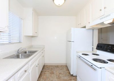 kitchen at sandalwood apartments