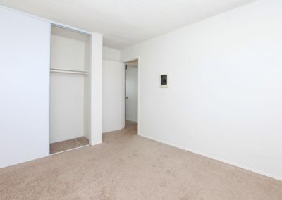 carpeted bedroom at sandalwood apartments