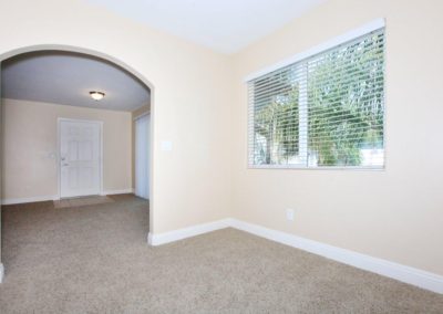 living area and entry way at taft manor