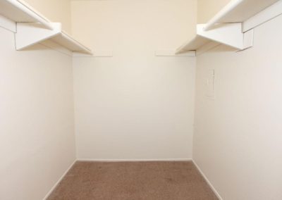 closet at greentree apartments