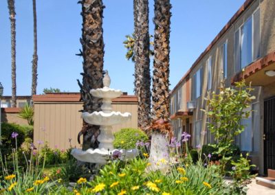 fountain at greentree apartments