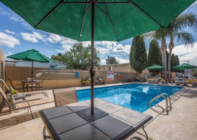 parks avenue pool area and seating