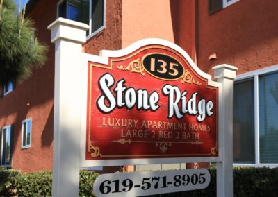 front sign at stone ridge apartments