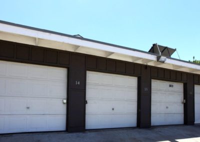 garages at town and country gardens