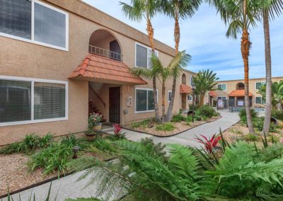 courtyard and exterior of villa nova apartments