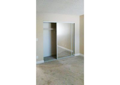 bedroom with closet at willow creek