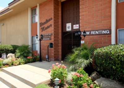 front entrance at woodlawn manor