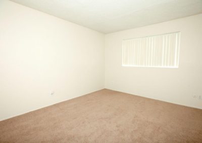 bedroom at woodlawn manor